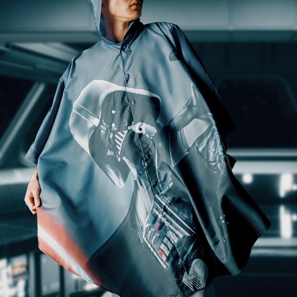 Star Wars Darth Vader Men's Hooded Poncho - Black
